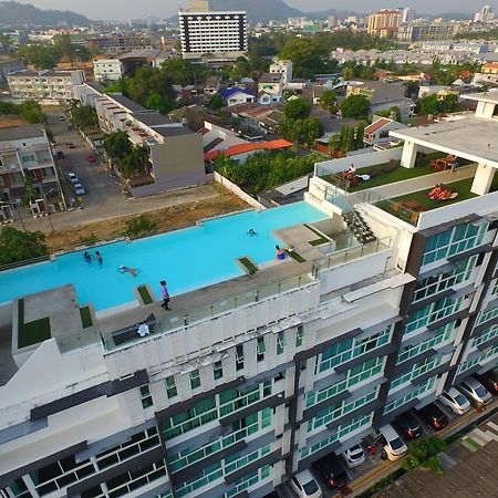 Modern Thai Suites Phuket Ngoại thất bức ảnh