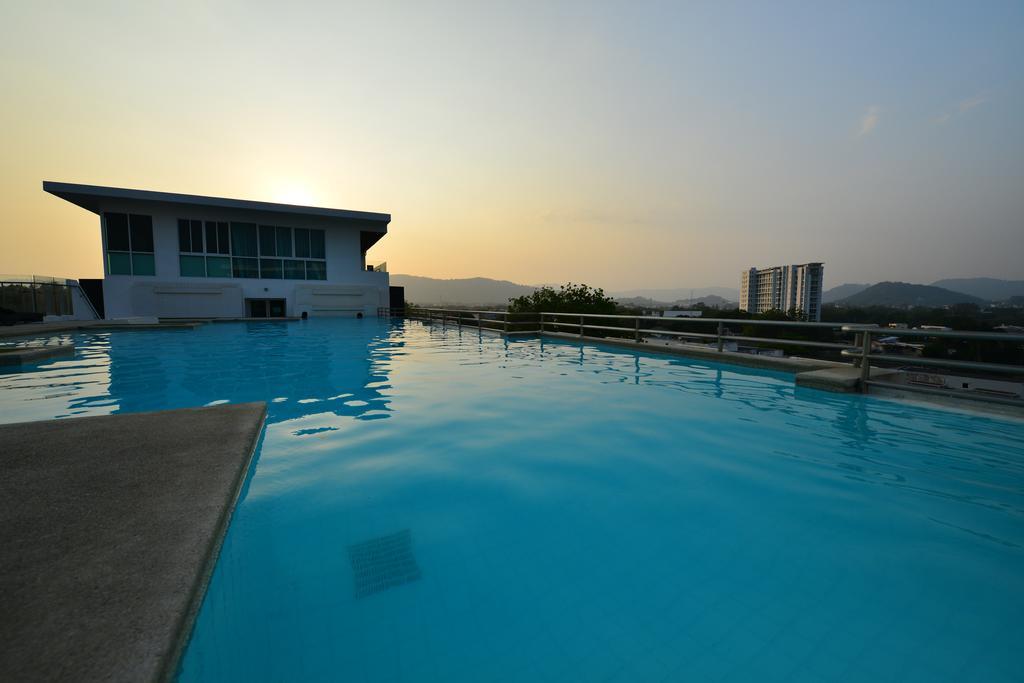 Modern Thai Suites Phuket Ngoại thất bức ảnh