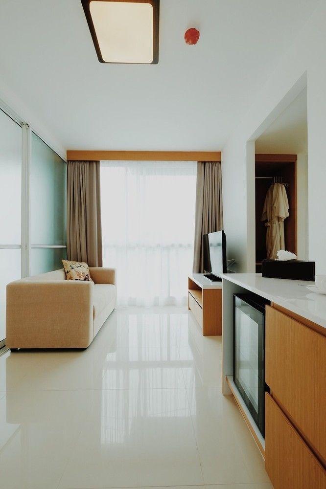 Modern Thai Suites Phuket Ngoại thất bức ảnh